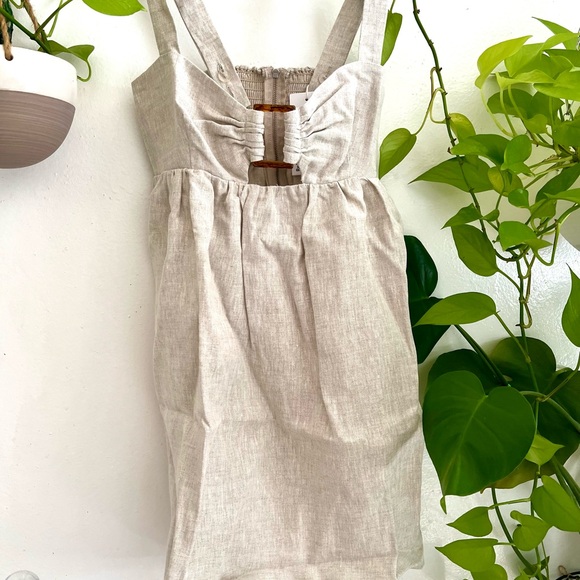 BNWT REFORMATION Noel Linen dress - Picture 3 of 6